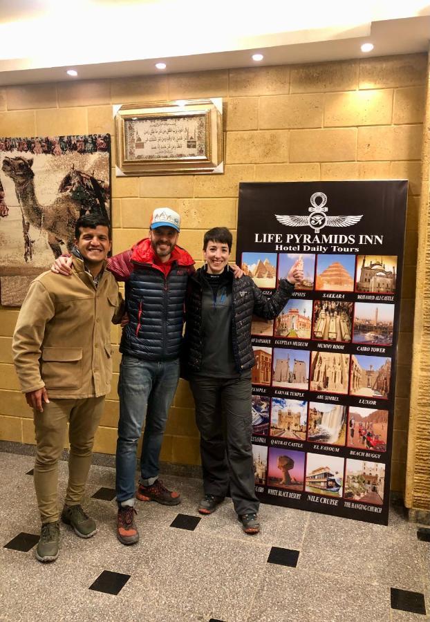 Life Pyramids Hostel *
