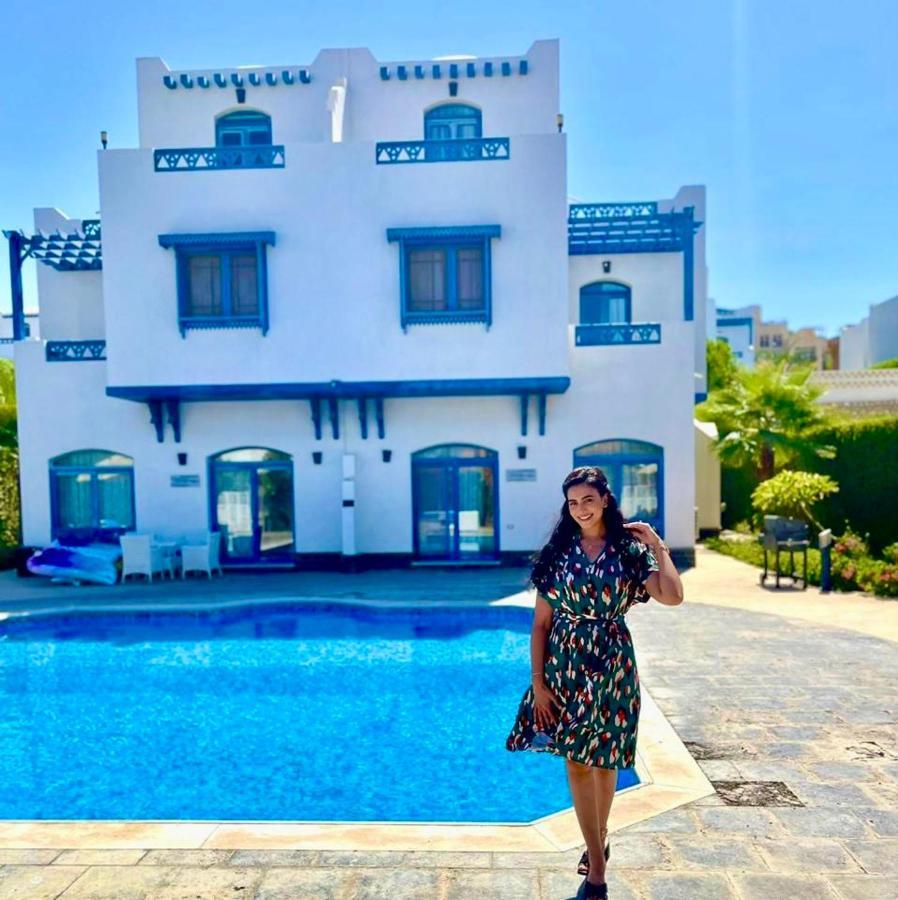 Luxury With Pool In