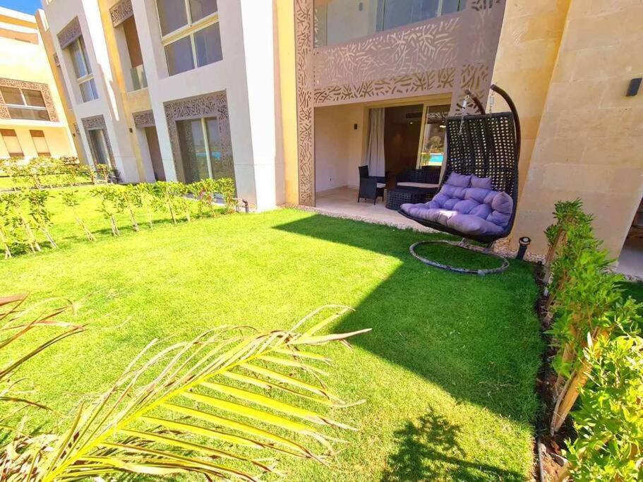 Luxurious Sea View 2 Bedroom & Private Garden To The Pool At Mangroovy Apartment