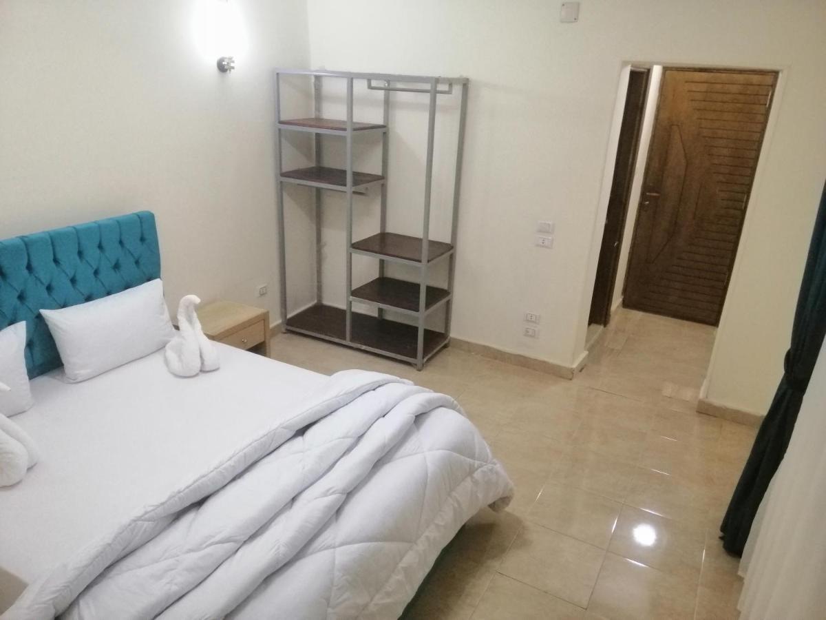 Anubis Kingdom Pyramids Hostel *