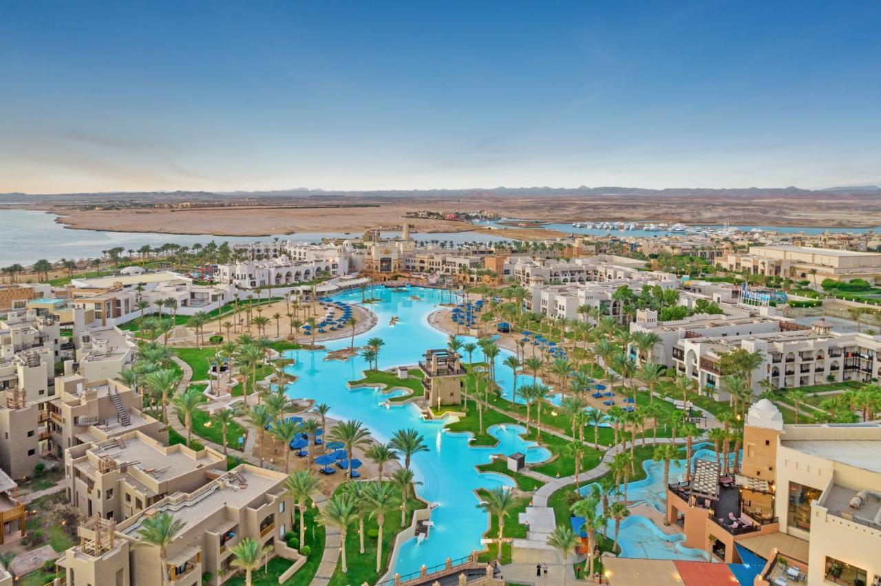 Pickalbatros Oasis Resort
