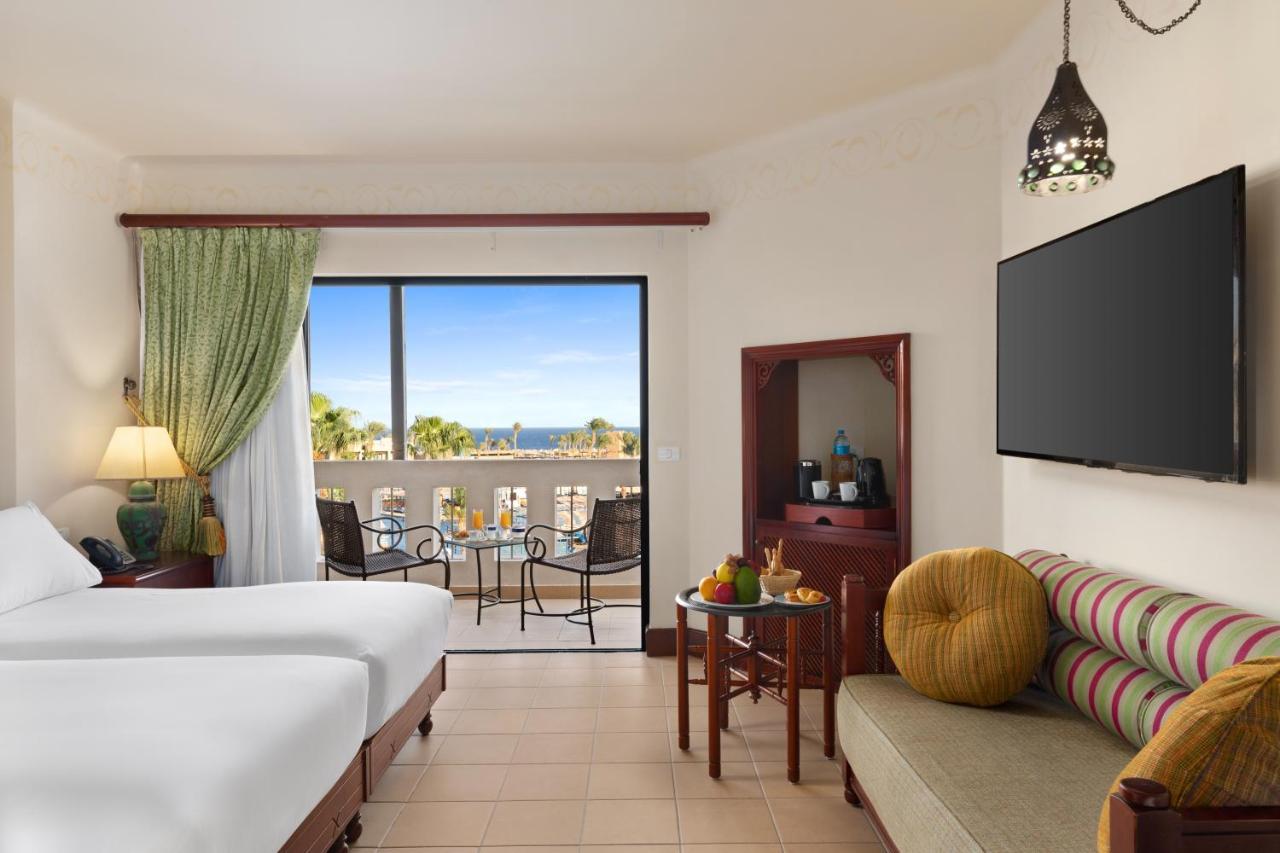 Pickalbatros Oasis 5*