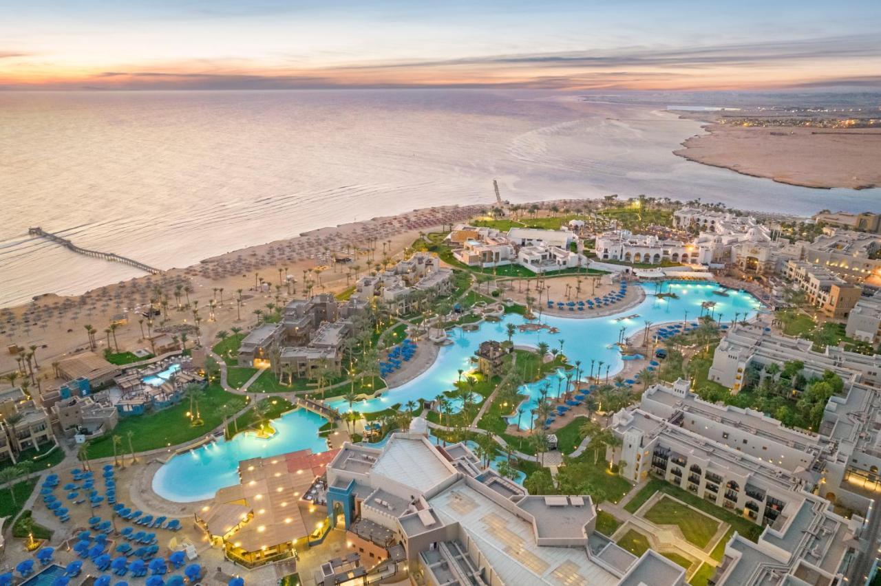Complex Pickalbatros Sands 5*