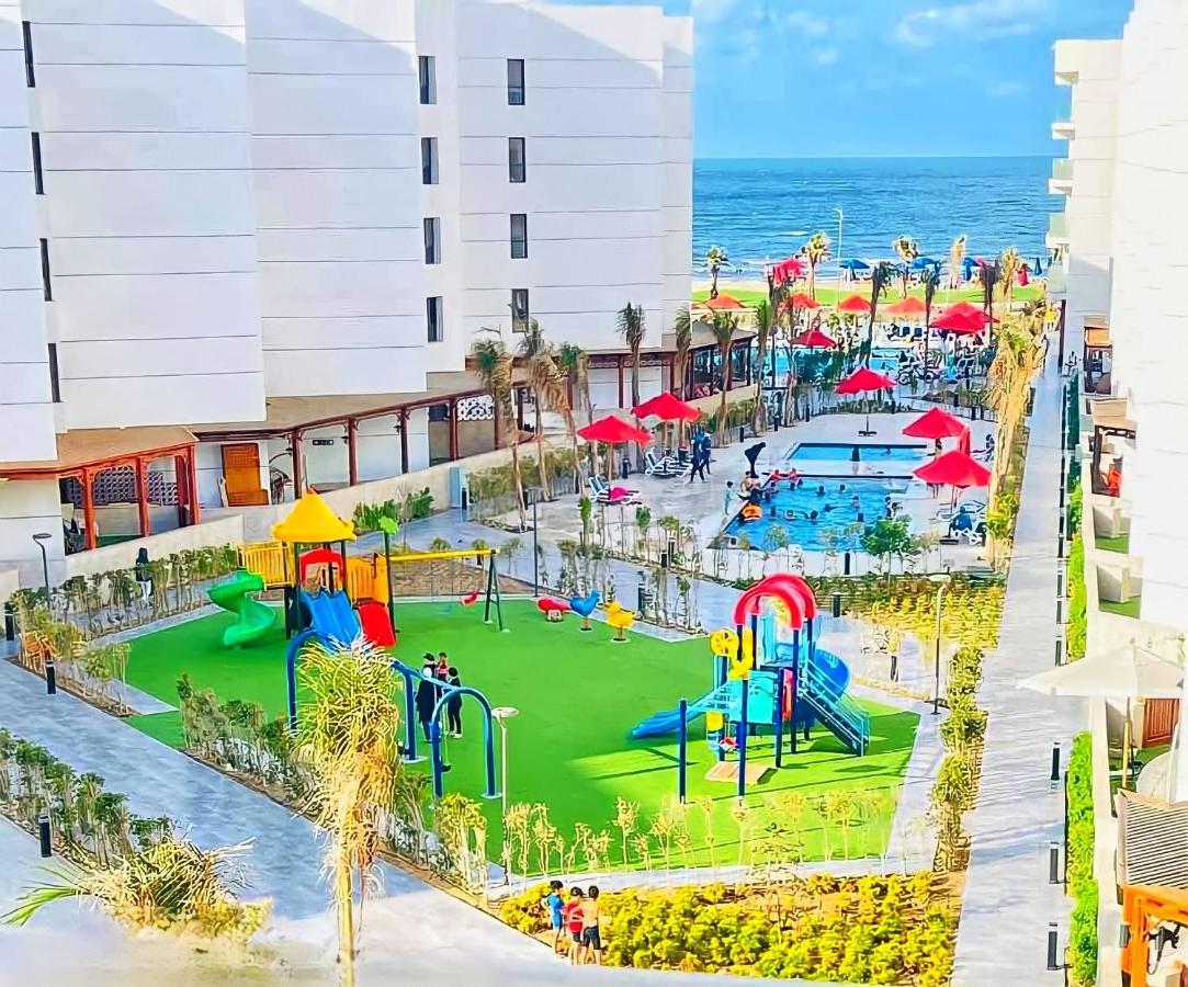 Aparthotel ملكى صف اول بحر بورتو سعيد *