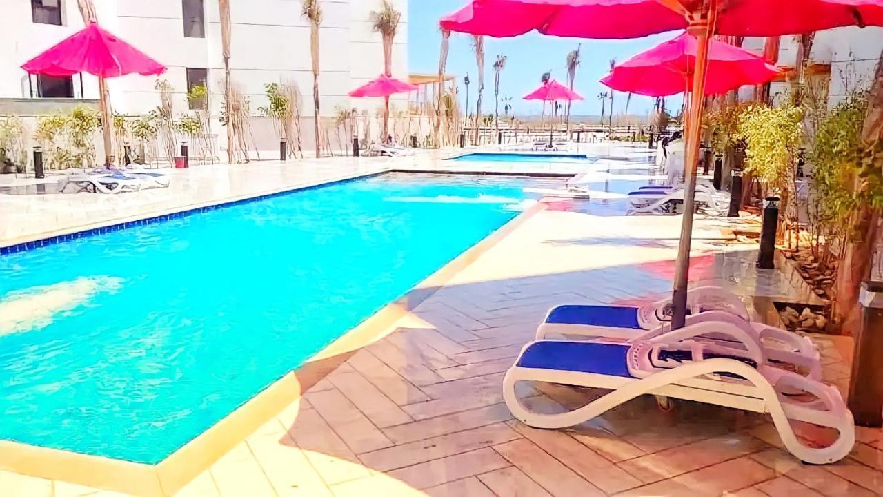 Aparthotel ملكى صف اول بحر بورتو سعيد