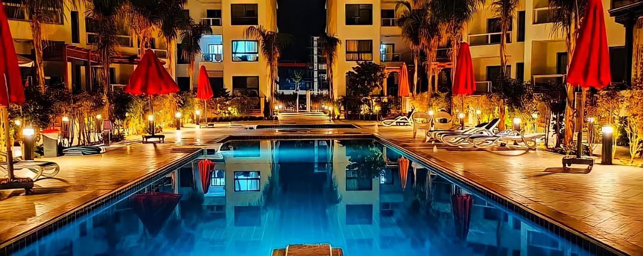 ملكى صف اول بحر بورتو سعيد Aparthotel *
