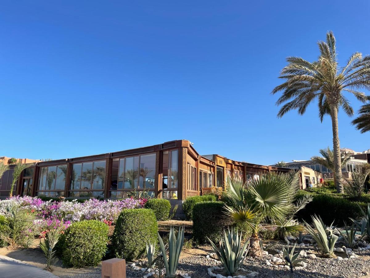 Dream Lagoon & Aqua Park 4*