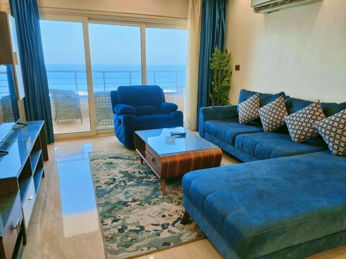 Square - Brand New Luxury With Stunning Sea View *