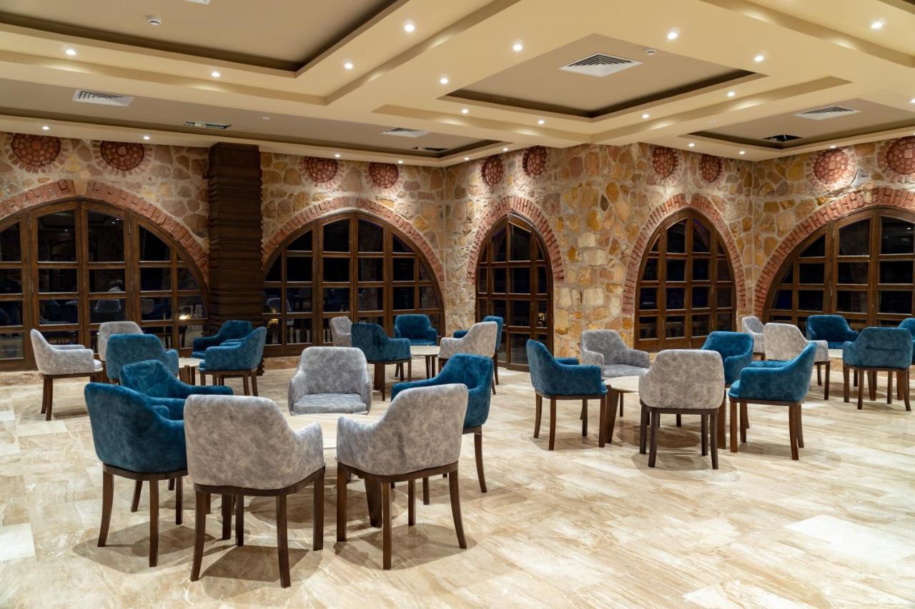 Utopia Club El Qoseir