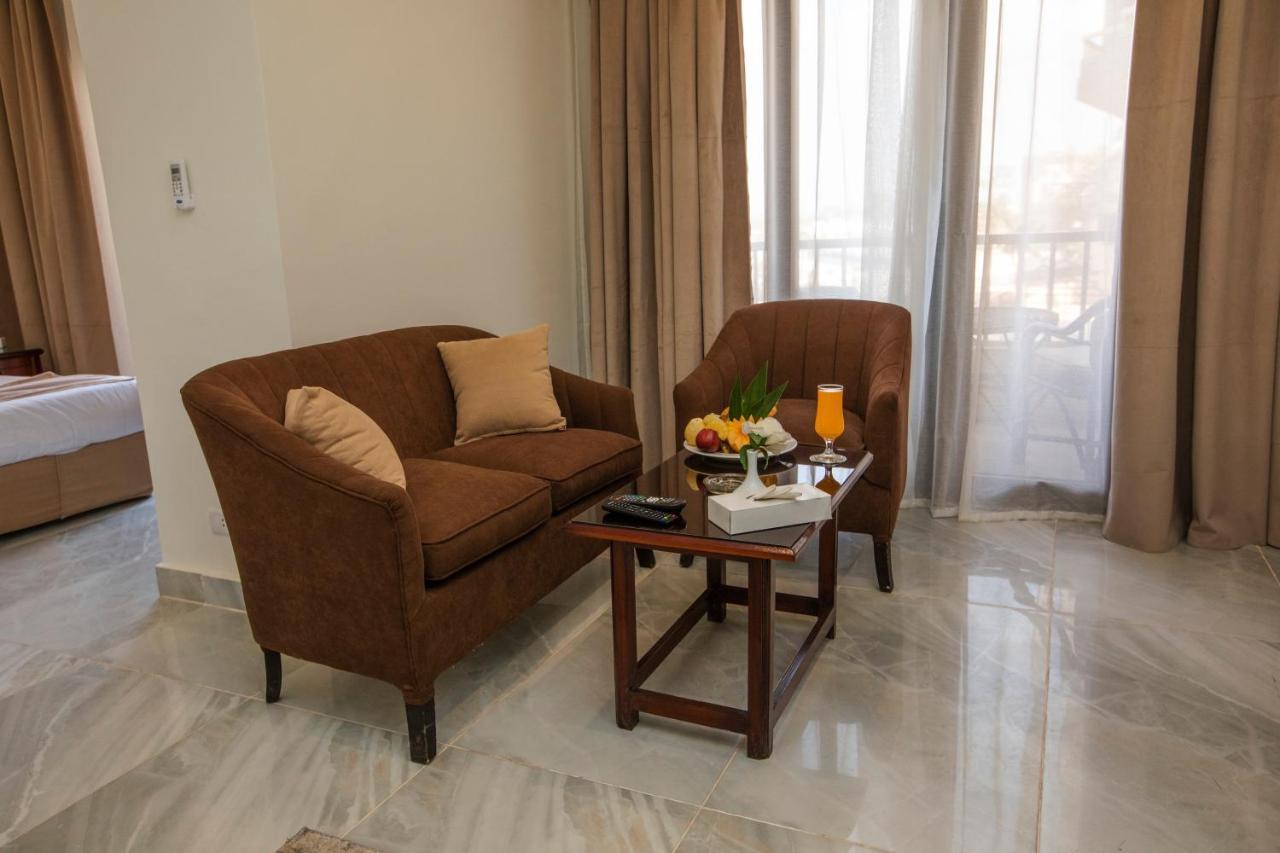 Aifu El Montazah Resort 3*