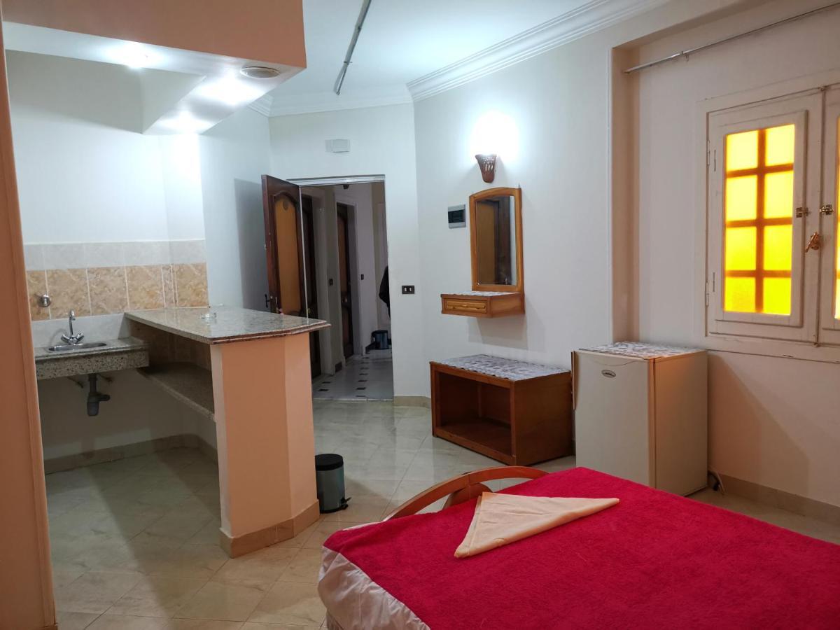 Golden Rose Hostel