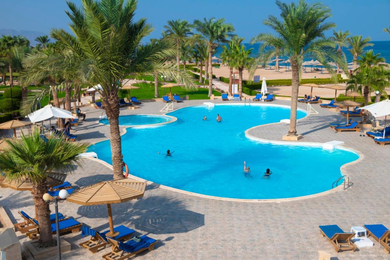 Club 4*
