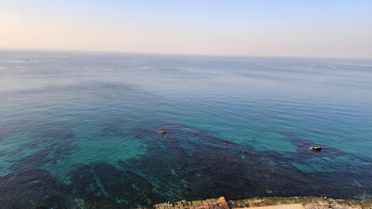 Midpoint Sea View - Families Only Apartament *