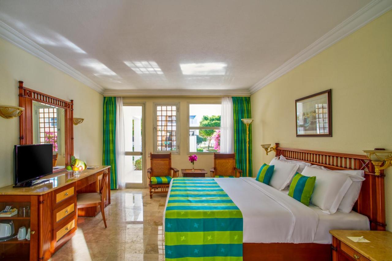 Maritim Jolie & Casino Resort 5*