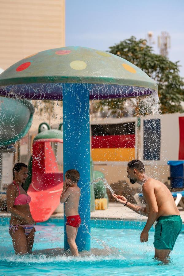 Sphinx Aqua Park 4*