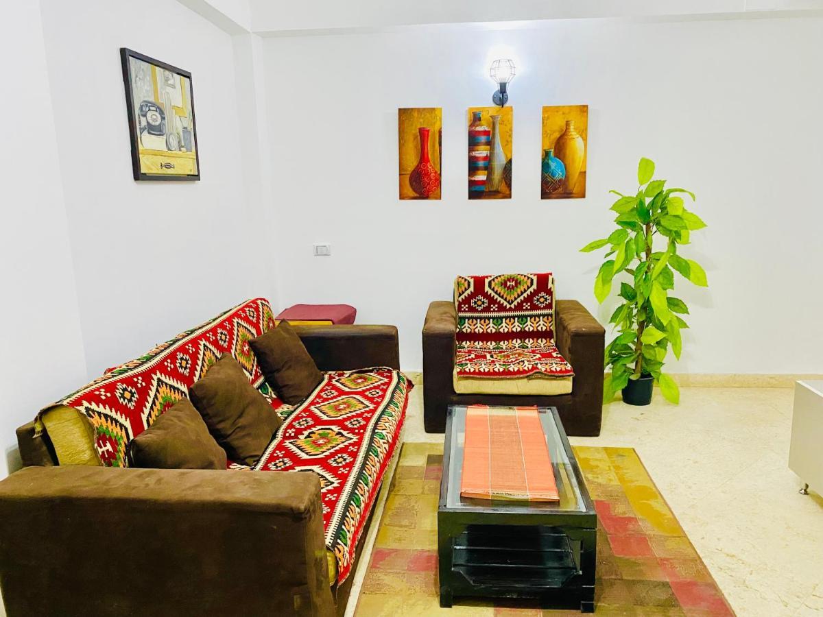 Apartment Tamburine With Wi Fi Center *