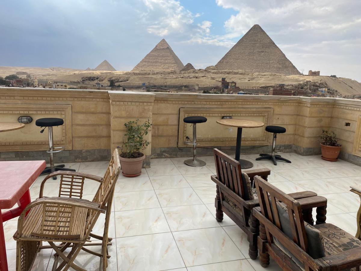 Queen Isis Pyramids View Hotel *