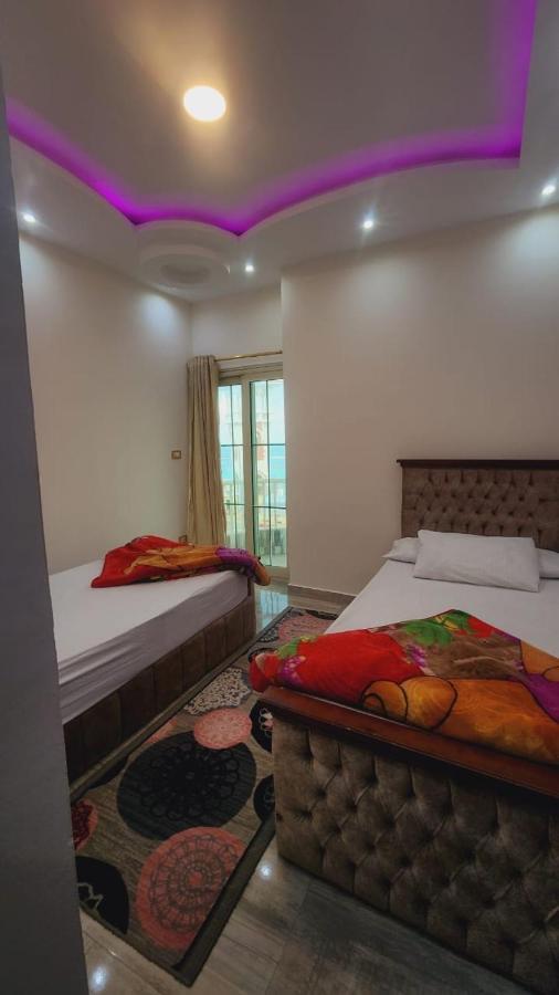 Apartment مكيفة ميامي ع البحر مباشرةً *