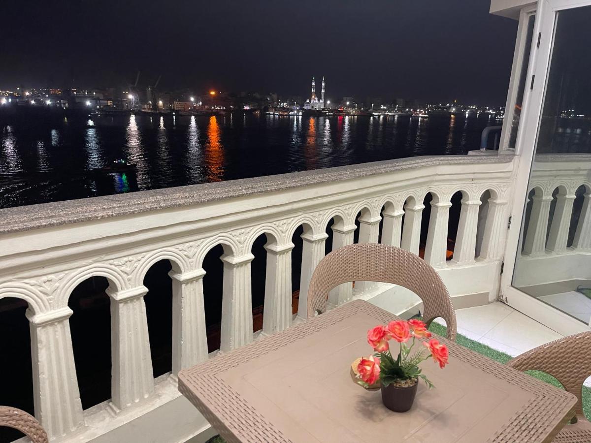 مطلة علي قناة السويس701
