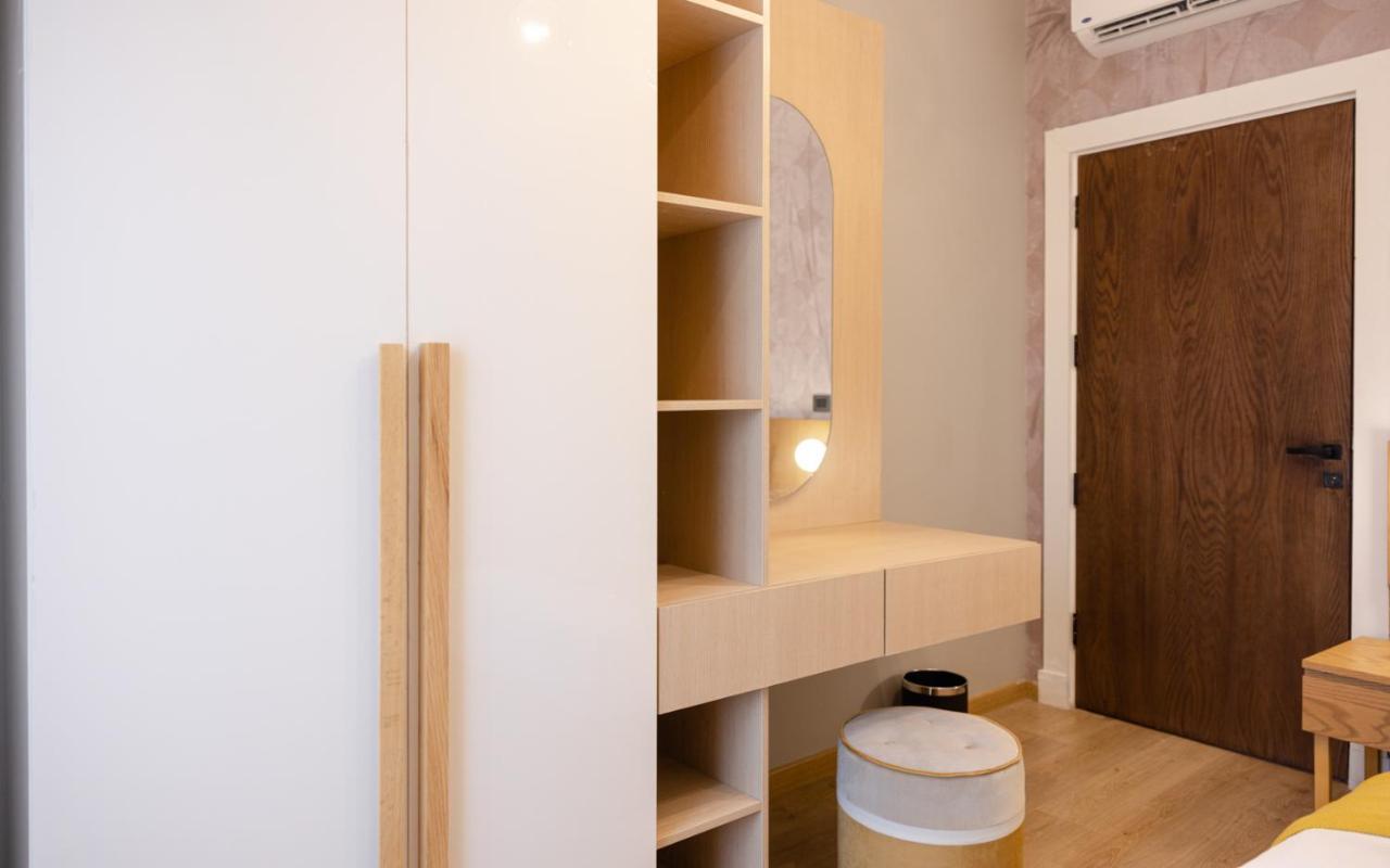 Boutique Nest In New Daire