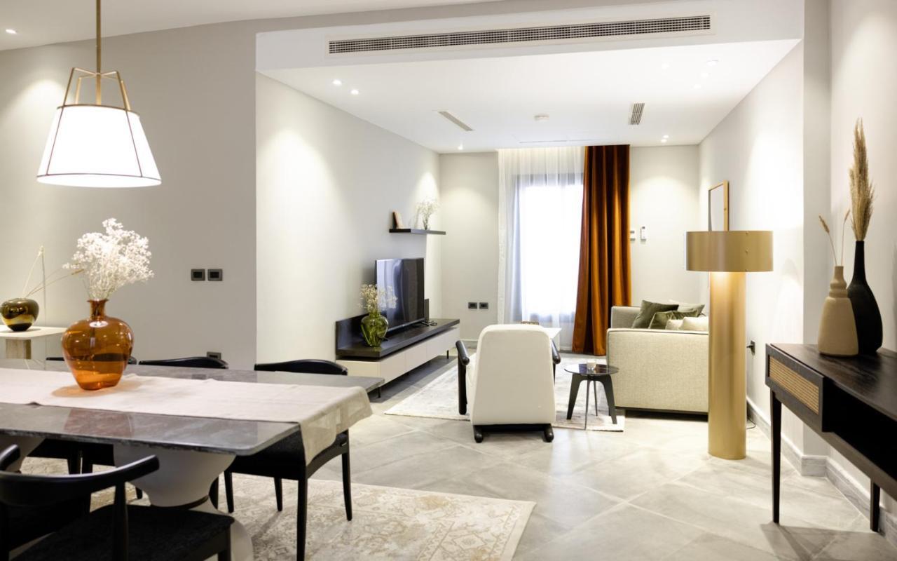 Boutique Nest In New * Kahire