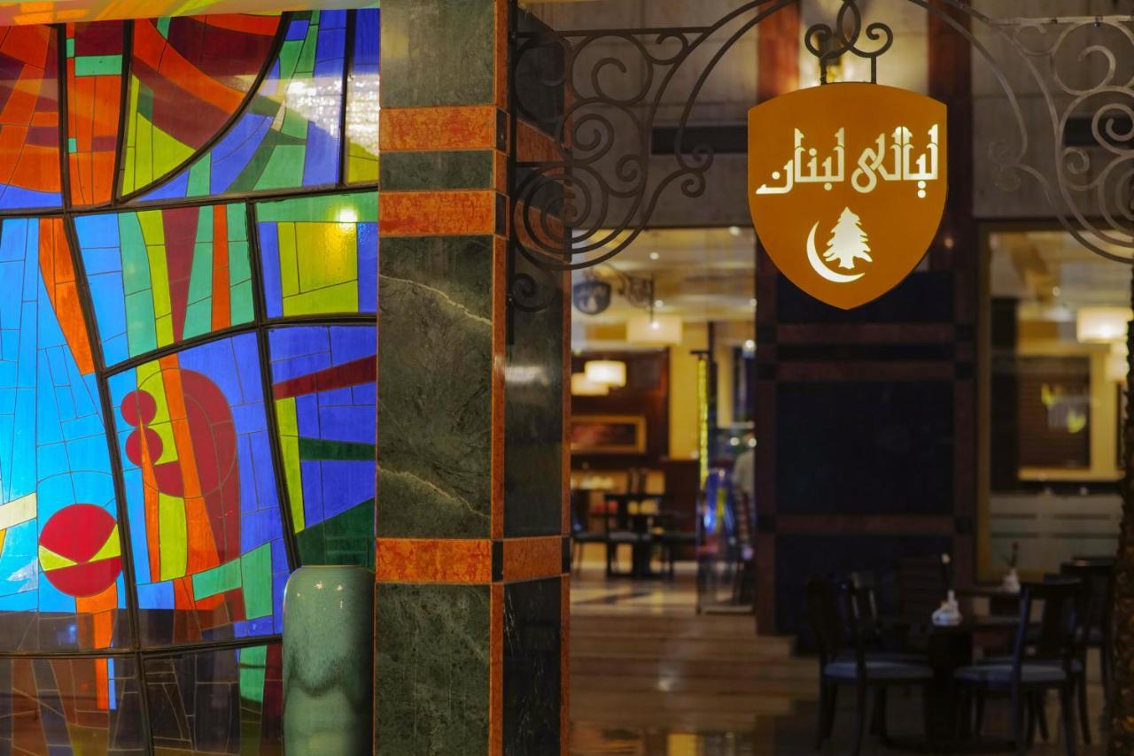Hotel Triumph Plaza 4*