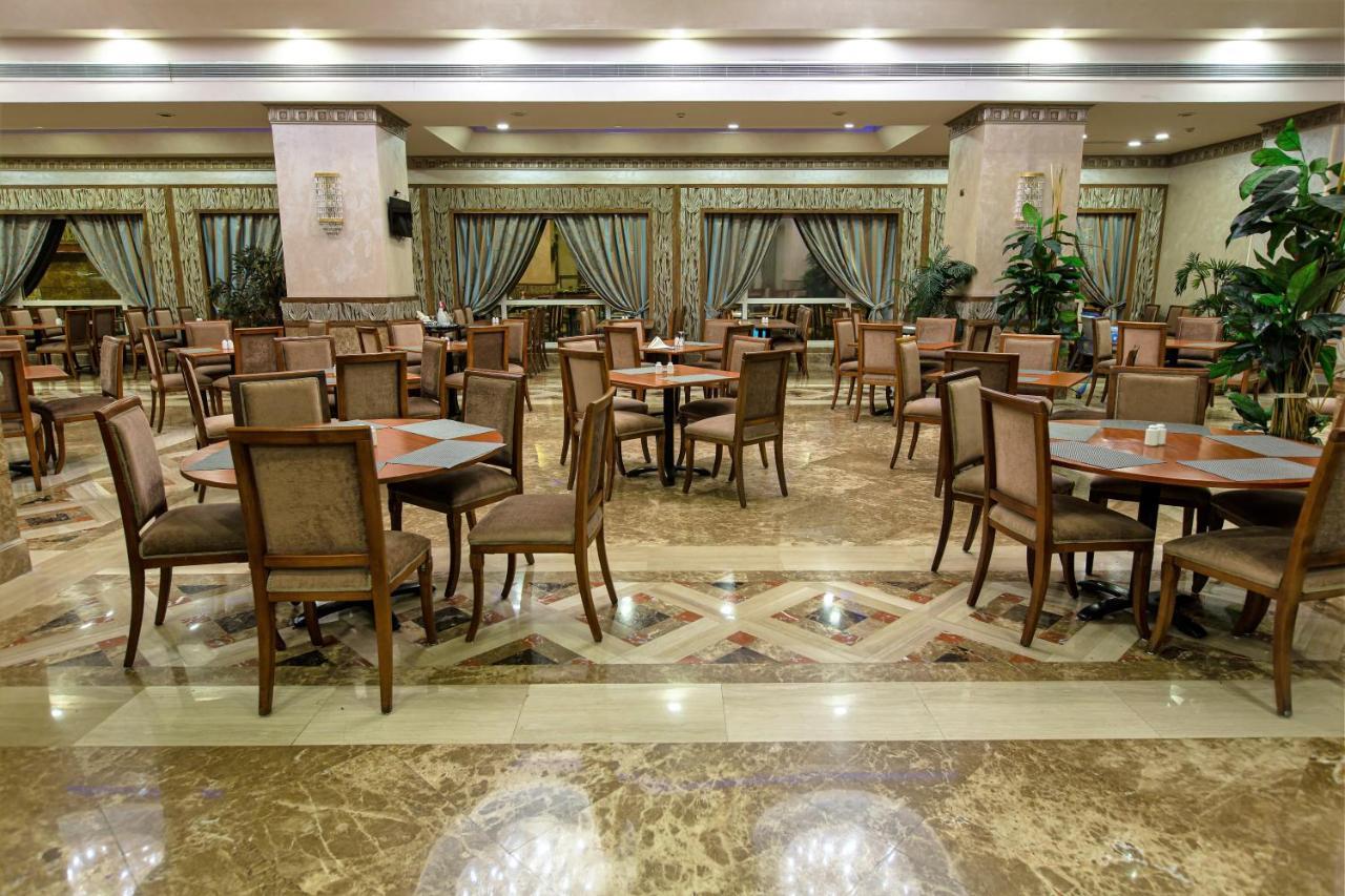 Otel Triumph Plaza