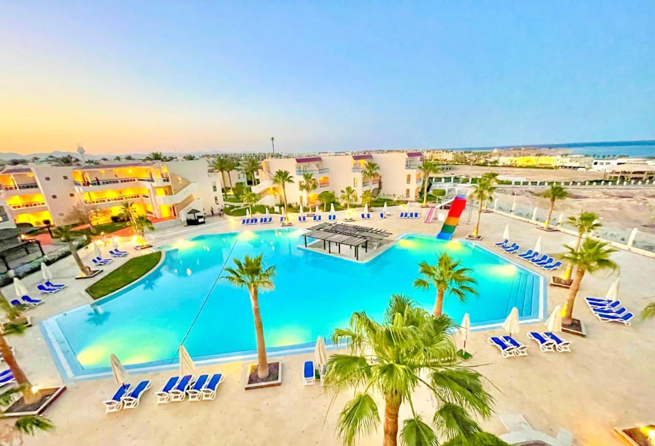 Ivy Cyrene Island Aqua Park (adults Only)