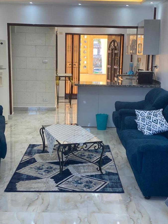 Renovated Super Lux Direct Sea View 2 Bed Al Mamourah الترا لوكس شاطىء المعموره دور اول على البحر مباشره مع كارنيهات الدخول طوال السنه و الشاطىء الخاص من اول مايو لنهايه اكتوبر للعائلات فقط *