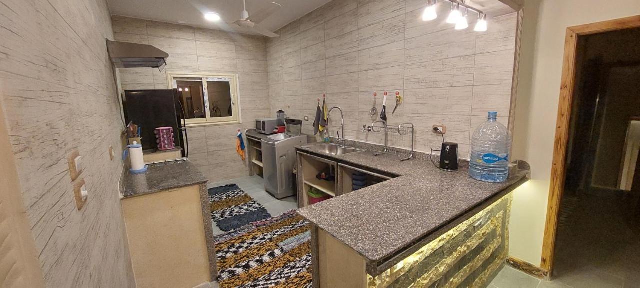 Heart Of Town Sea View Apartment *