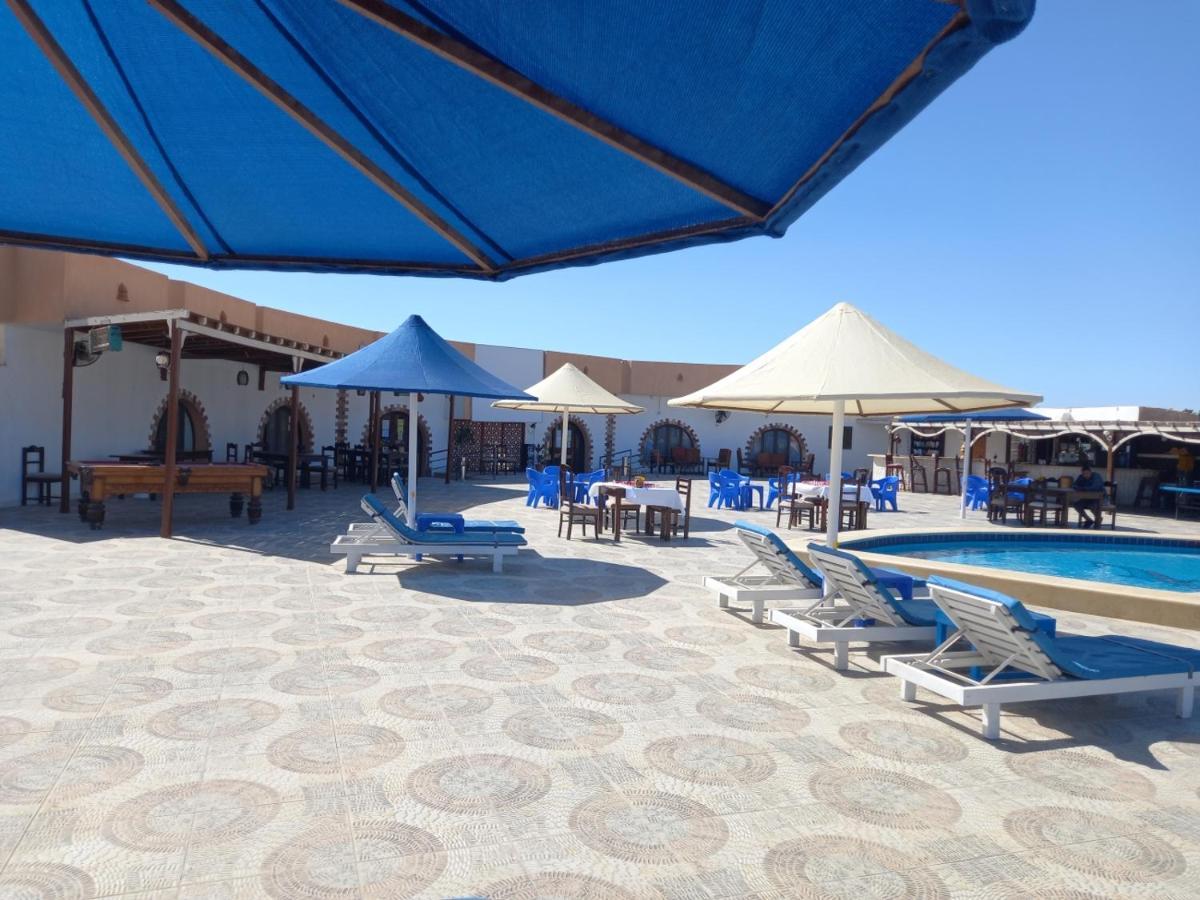 Dolphin Continental Hotel