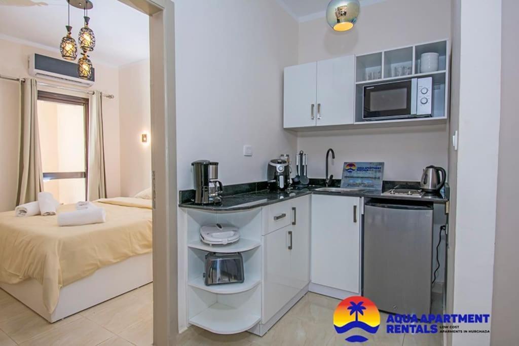 1 Bedroom Poolside B106 Aqua Tropical Apartment *