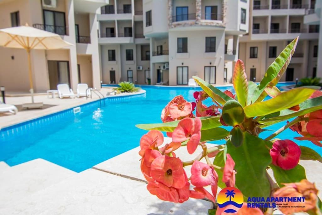 1 Bedroom Poolside B106 Aqua Tropical Apartment