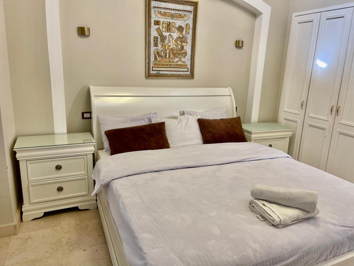 Y 140 Wast Golf Heated Private Pool