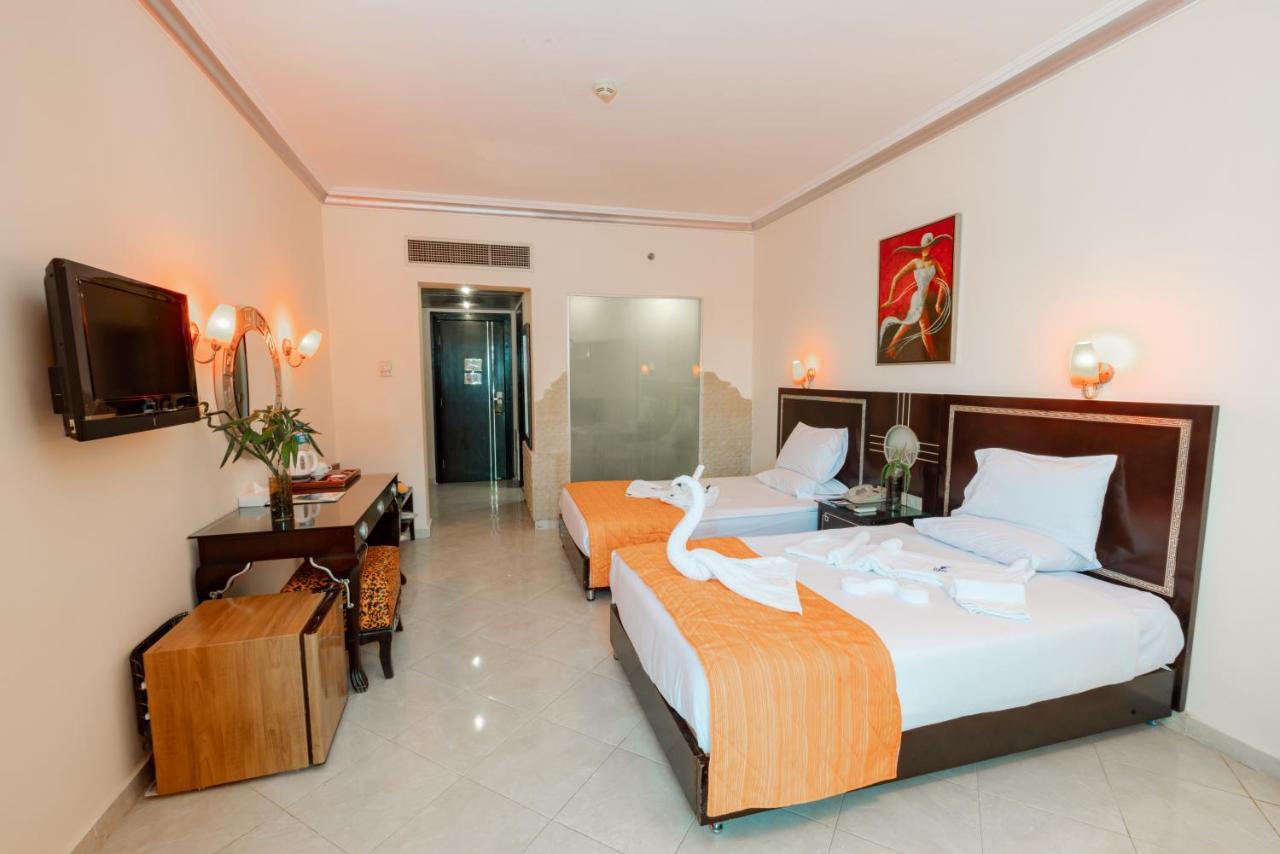 Complex Sphinx Aqua Park 4*