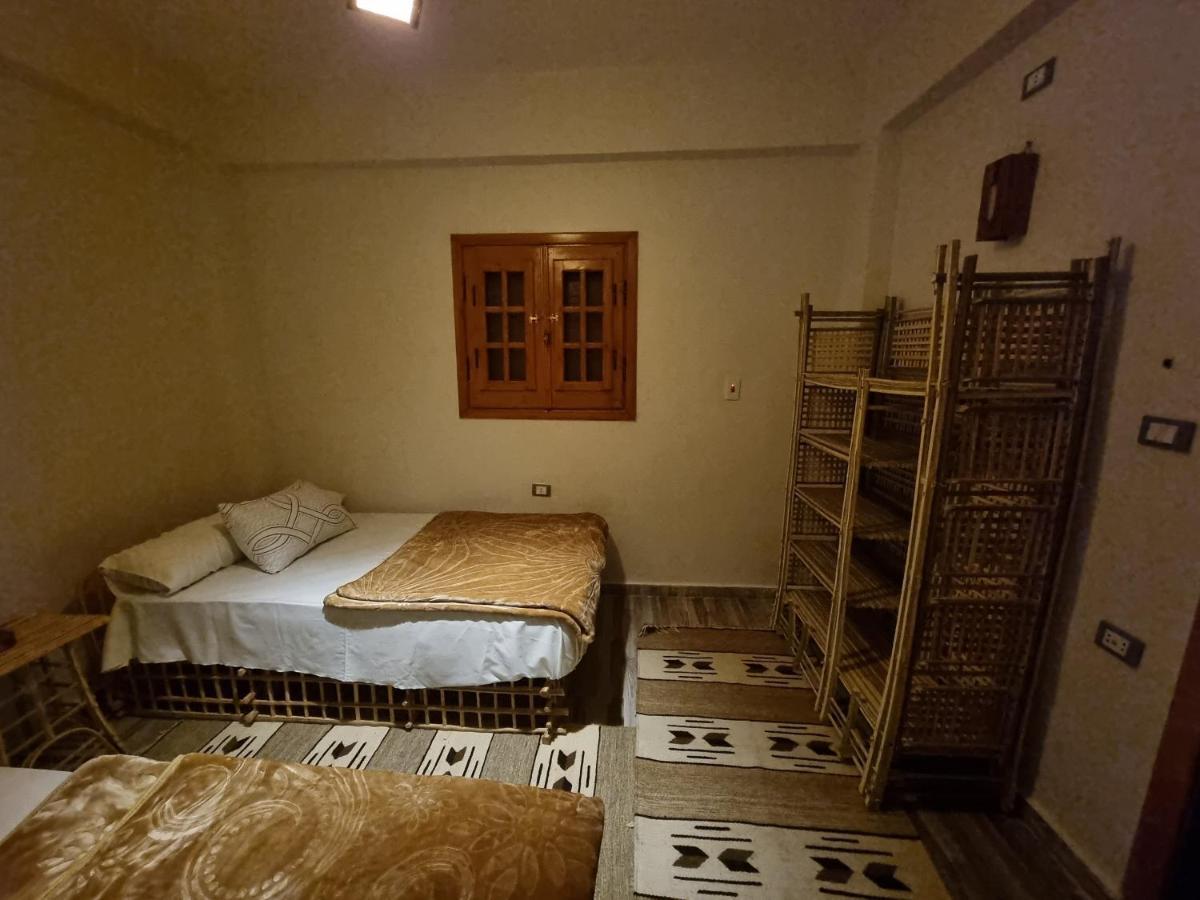 Semiramis Siwa Gazde/Camere de închiriat