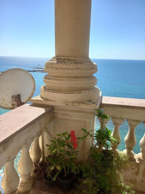 Daire Stunning Sea View Flat *