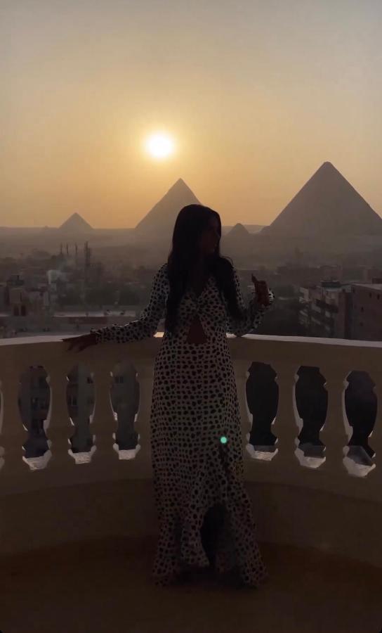 Hi Pyramids *