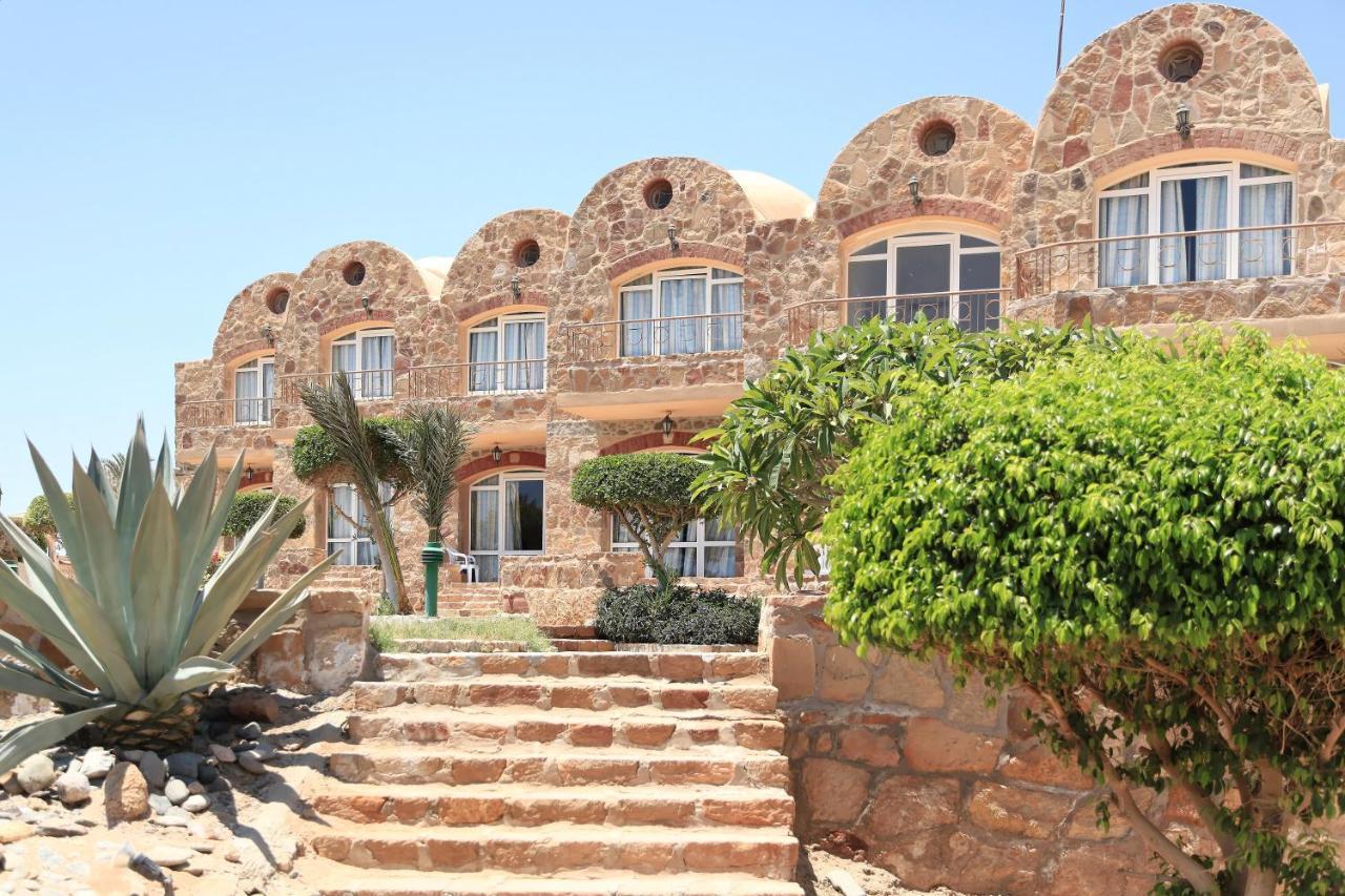 Pensee Royal Garden Resort El Qoseir