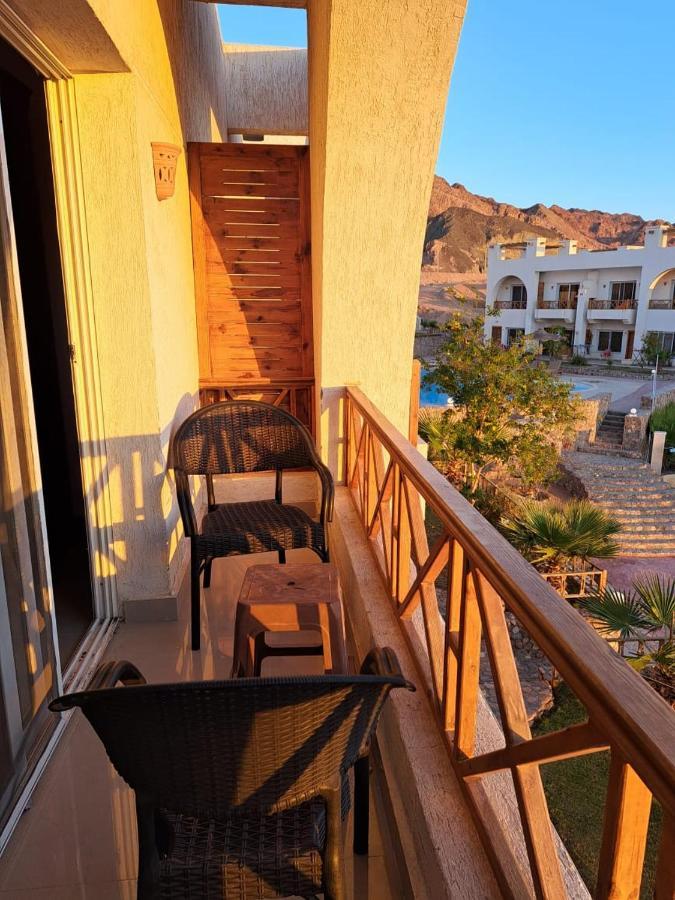 Half Moon - Sunny Apartamento Dahab