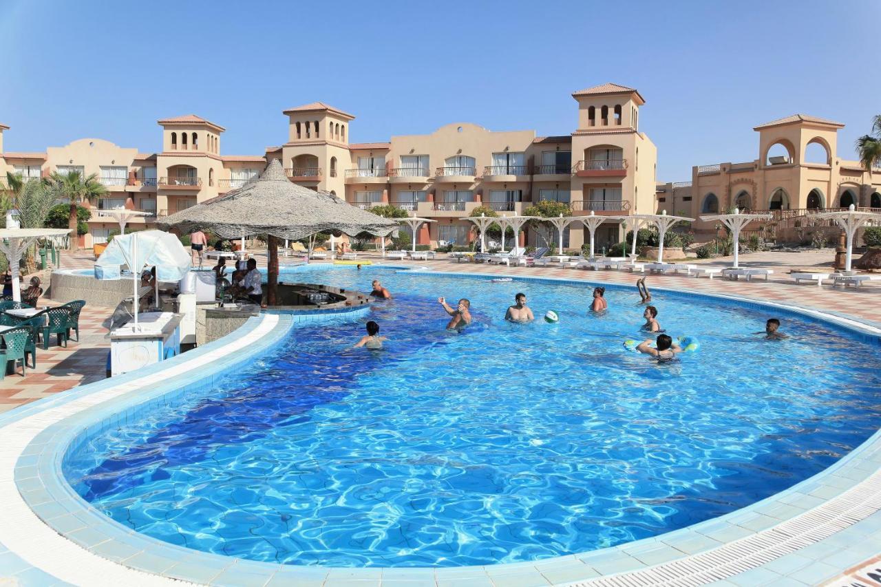 Pensee Royal Garden Resort 4*