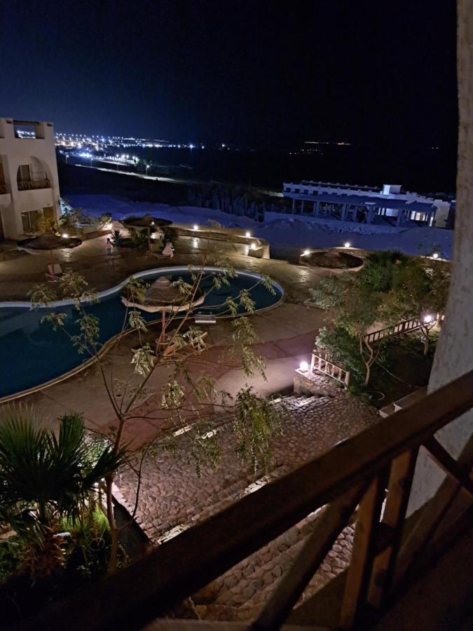 Half Moon - Sunny Apartamento *