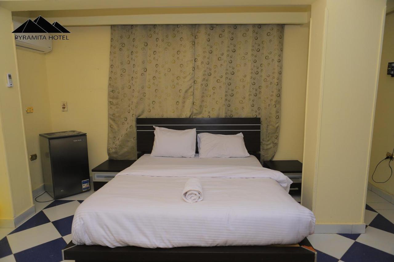 Pyramita Hotel Ghatati