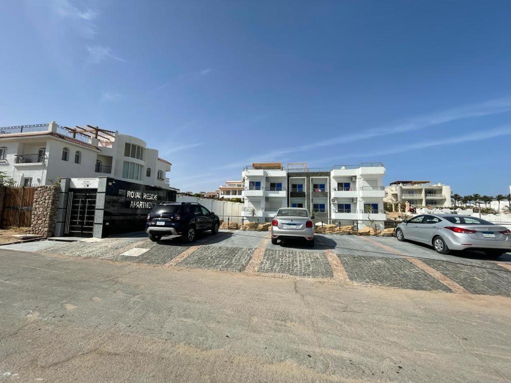 Beautiful 3-bedroom On The 4th Floor With Personal Jacuzzi On The Roof And 3 Balconies With Spectacular Seaview Apartment