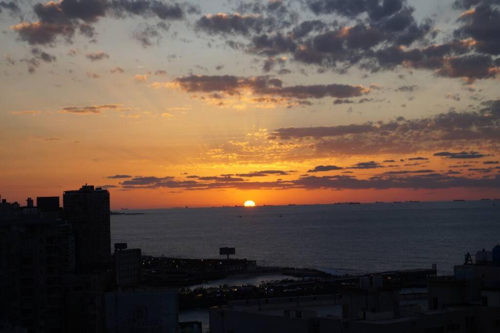 Grand Plaza San Stefano: Luxury With Mall Access Apartment
