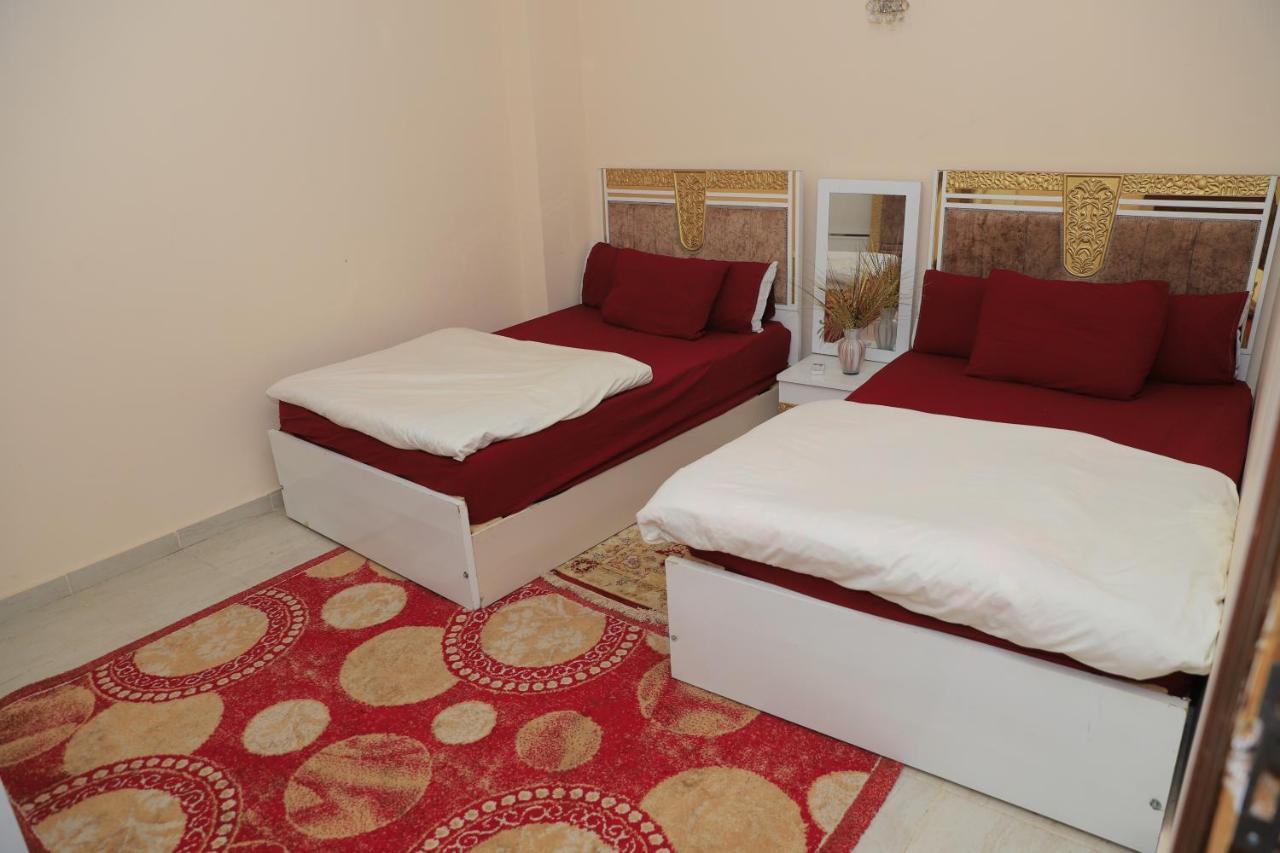 Panorama Pyramids & Jacuzzi Apartment Cairo