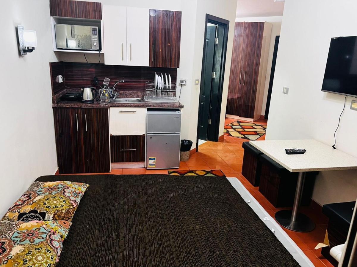 مميز ارضي بحديقة علي حمام السباحة مباشرة بورتو ساوث العين السخنة للعائلات فقط Chalet