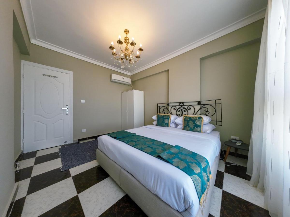 Apartment Downtown Sea View Alexandria