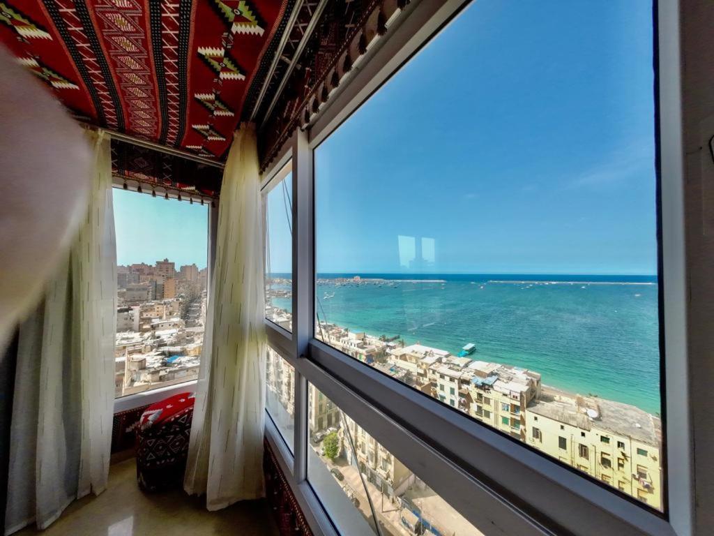 Downtown Sea View
