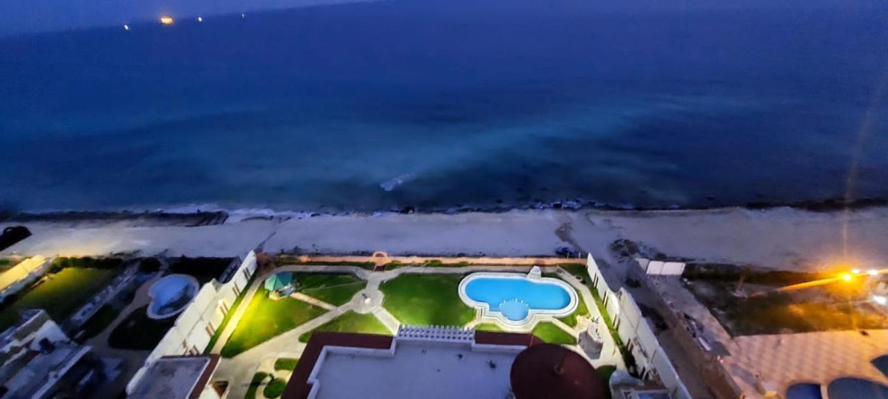 Panorama Sea View Apartment: Coast Getaway